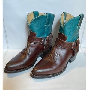 FRYE Billy Harness Short Boots in turquoise 7.5B